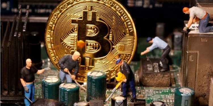 Bitcoin tăng lên 44.200 USD trong tâm lý thị trường tăng giá