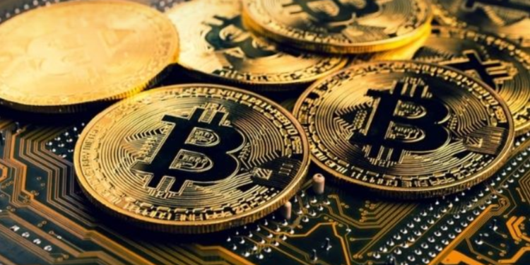 Giá Bitcoin hôm nay 2/12: Tăng chạm mốc 39.400 USD