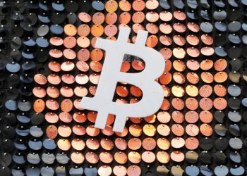 Định giá Bitcoin tăng khi thị trường dự đoán quyết định ETF; Thương nhân thận trọng