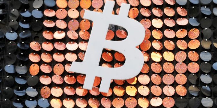 Định giá Bitcoin tăng khi thị trường dự đoán quyết định ETF; Thương nhân thận trọng