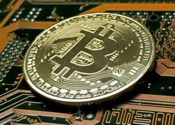 Việc BlackRock chuyển sang Bitcoin ETF làm dấy lên lo ngại về tiền điện tử