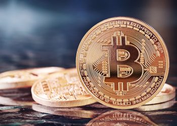ARK Innovation và Next Generation Internet ETF bán cổ phiếu Coinbase khi Bitcoin giảm