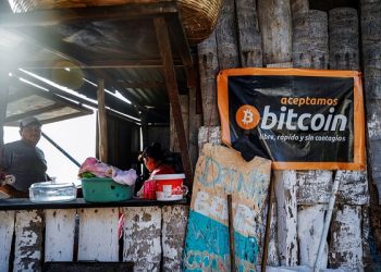 Mạng Bitcoin đạt tỷ lệ băm kỷ lục trong bối cảnh lo ngại về lợi nhuận của thợ đào