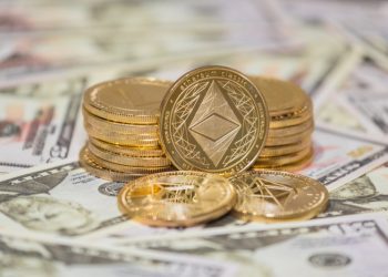 Ethereum giao dịch trong sắc xanh, tăng 10.12%