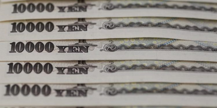 Cổ phiếu, trái phiếu và BTC tăng vọt vào năm 2023