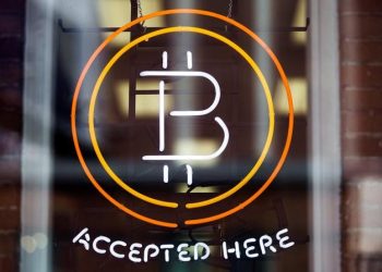 Sự bùng nổ tiền điện tử thúc đẩy Coinbase và ETF đạt được lợi nhuận xuất sắc