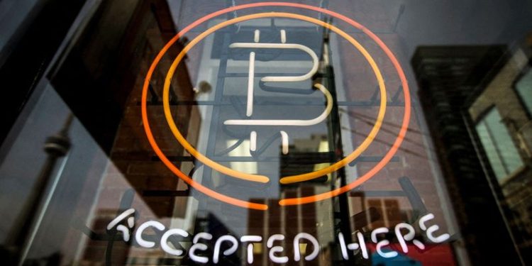 Bitcoin dẫn đầu thị trường tiền điện tử lên 1,6 nghìn tỷ đô la trong bối cảnh sự quan tâm của các tổ chức