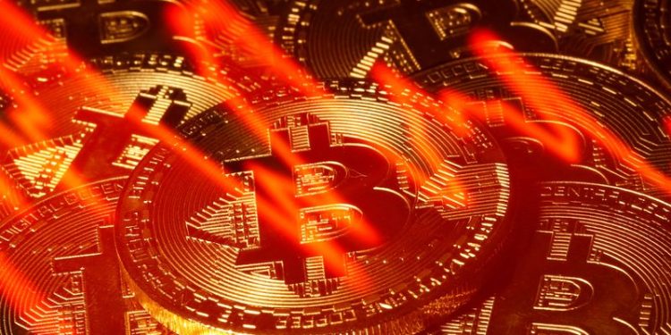 Bitcoin lao dốc, giao dịch ở mức thấp trong tuần