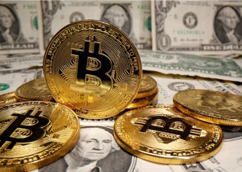 Giá Bitcoin hôm nay 13/4: Giảm mạnh giao dịch quanh mốc 67.500 USD