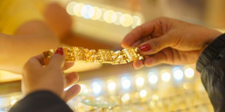 Giá vàng SJC hôm nay tăng 500.000 đồng/lượng